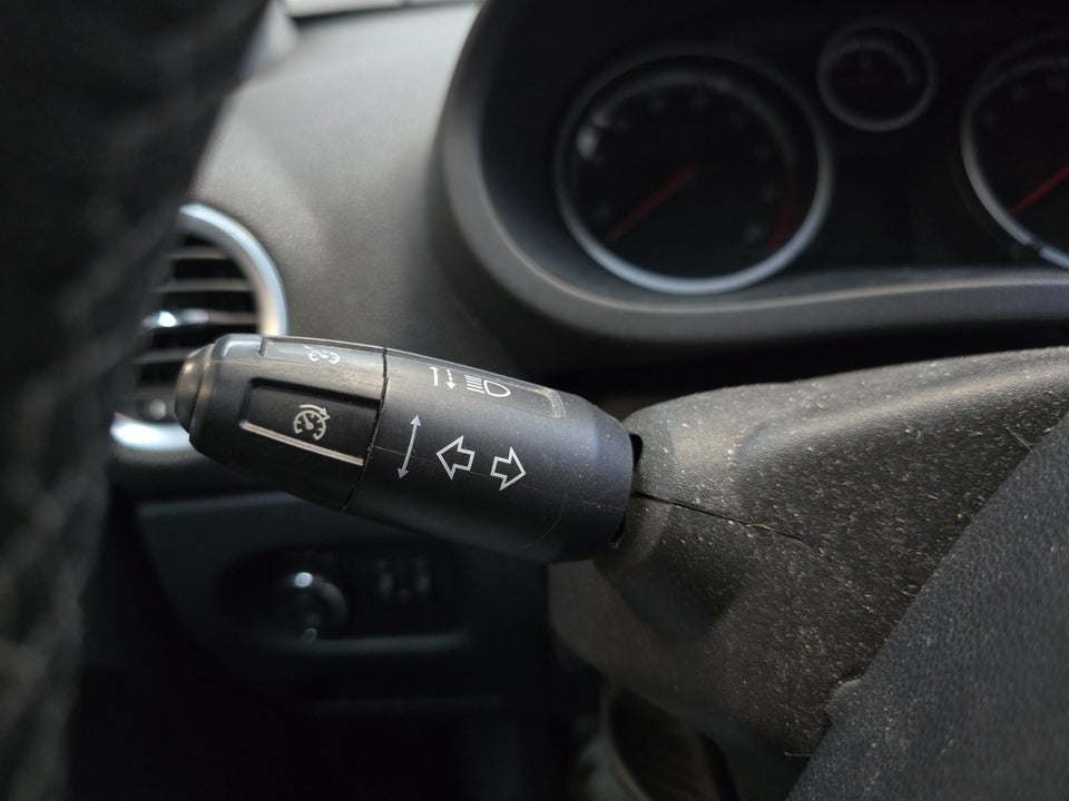 Opel Corsa 1,2 16V Cosmo 5d