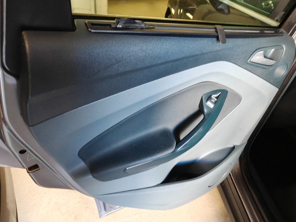 Ford C-MAX 1,6 TDCi 115 Titanium 5d