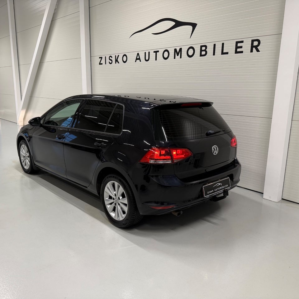 VW Golf VII 1,6 TDi 105 Comfortline BMT 5d