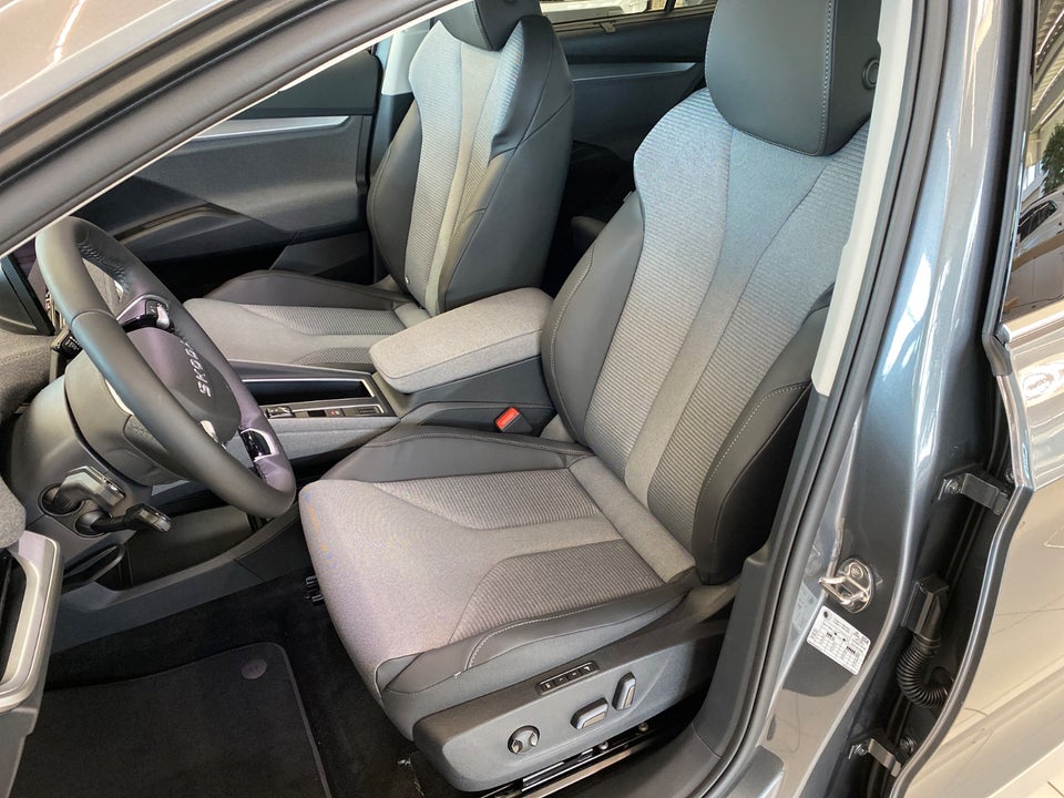 Skoda Enyaq 85 iV Premium 5d