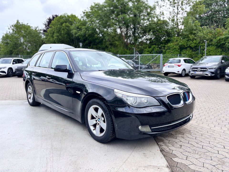 BMW 520i 2,0 Touring 5d