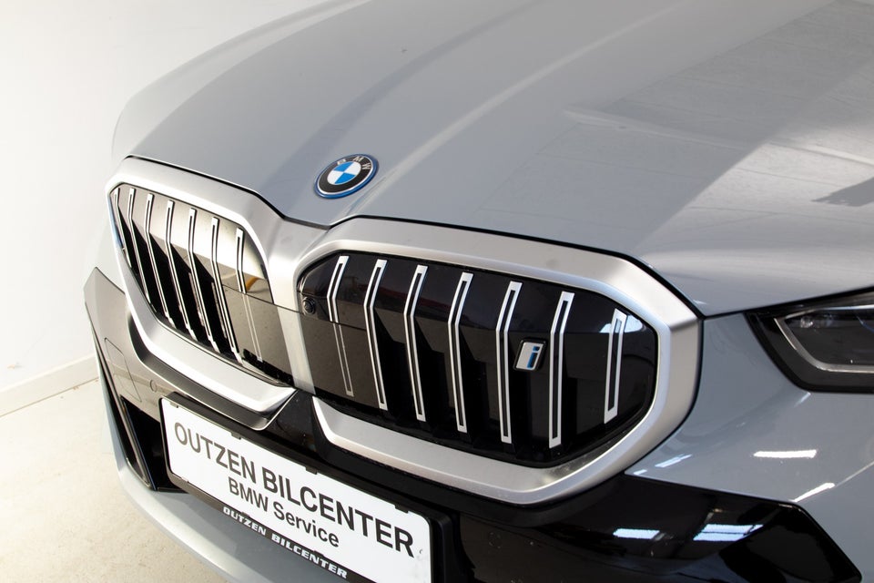 BMW i5 eDrive40 Touring M-Sport 5d