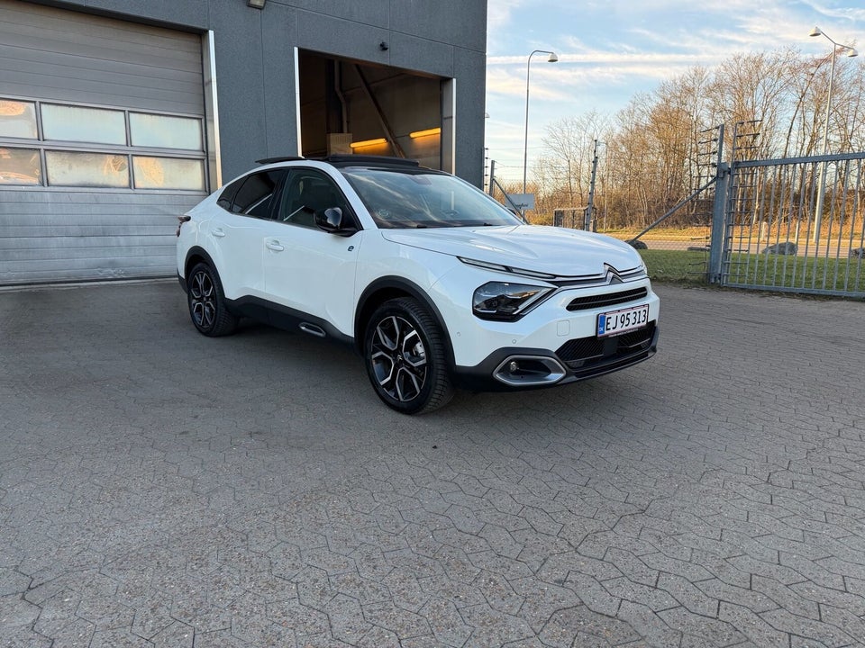 Citroën ë-C4 X 50 Palais Sky 4d