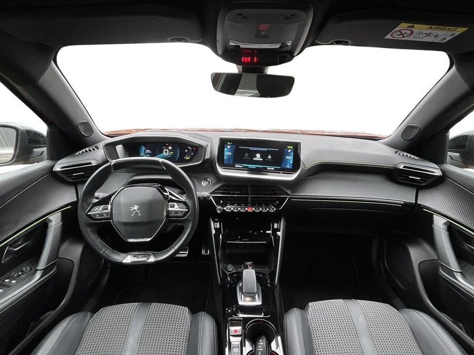 Peugeot e-2008 50 GT Premium 5d