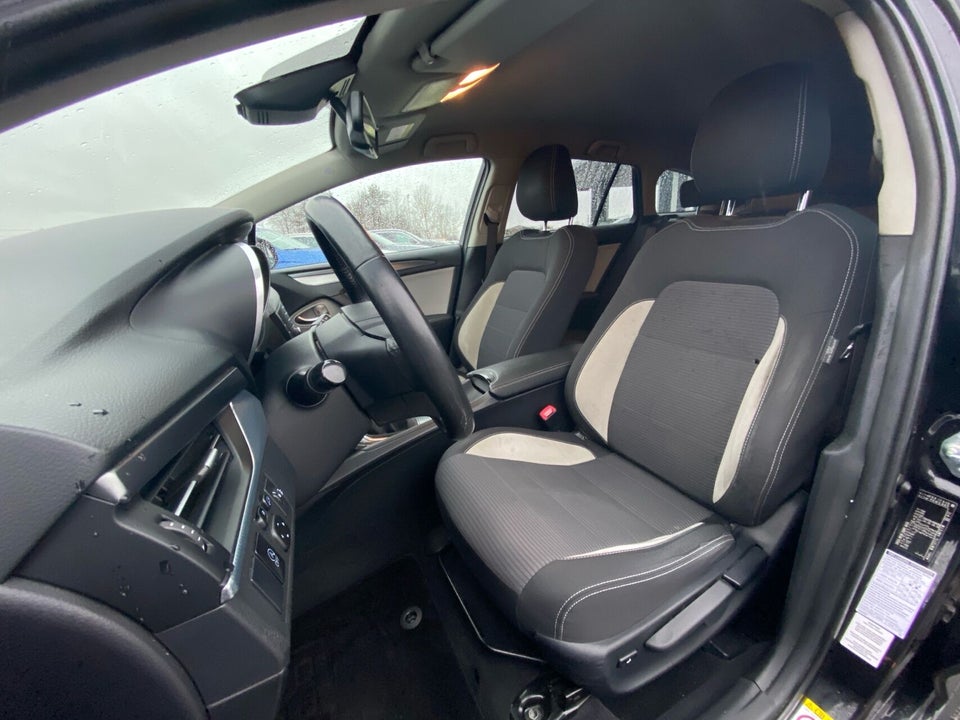 Toyota Avensis 2,0 D-4D T2 Touring Sports 5d