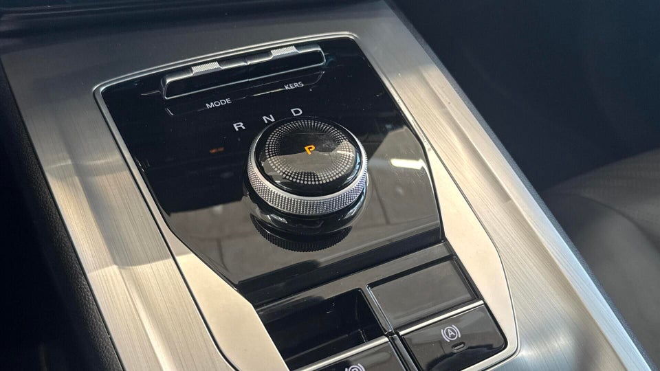 MG MG5 61 Luxury 5d