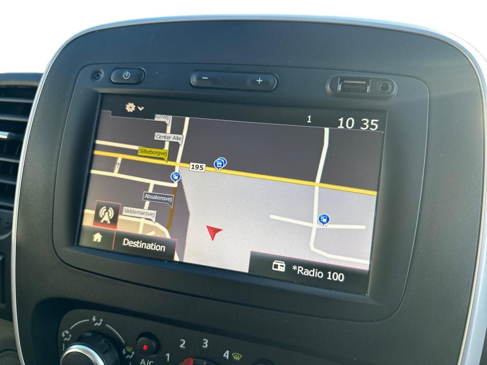 Renault Trafic T29 2,0 dCi 145 L2H1 EDC