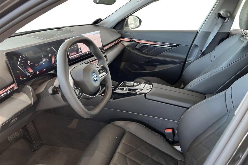 BMW i5 eDrive40 Sport Line 4d