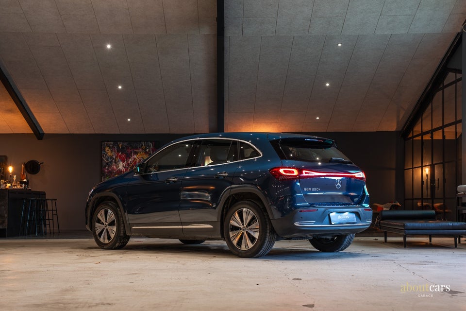 Mercedes EQA250+ Progressive 5d