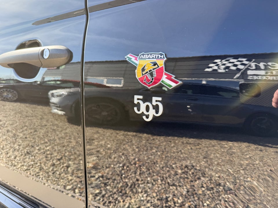 Abarth 595C 1,4 T-Jet 180 Competizione aut. 2d