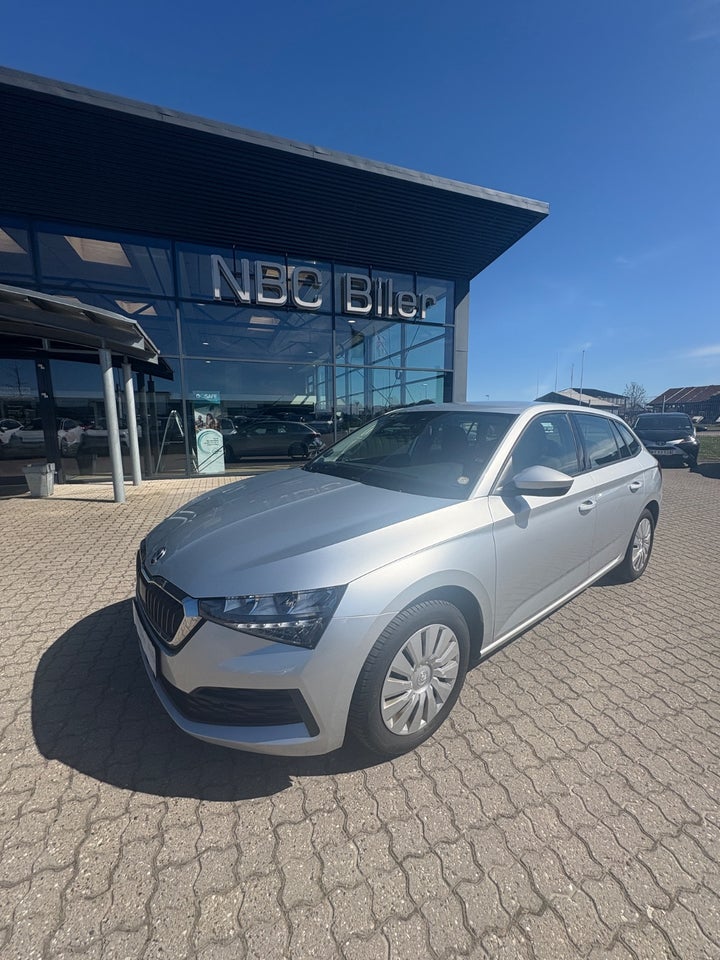 Skoda Scala 1,0 TSi 95 Active 5d