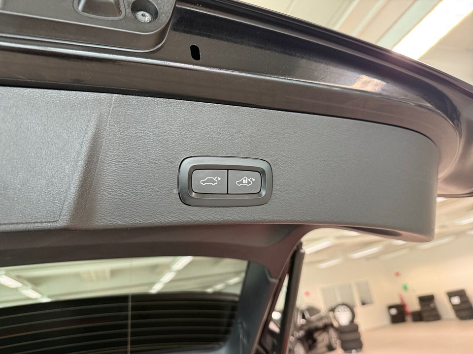 Volvo XC40 P6 ReCharge Ultimate 5d