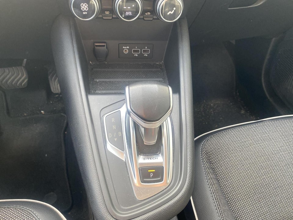 Renault Captur 1,6 E-Tech Intens 5d