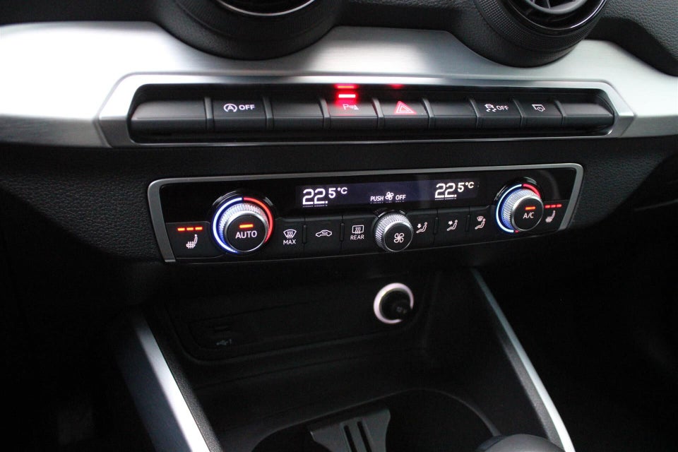 Audi Q2 1,4 TFSi 150 Sport S-tr. 5d