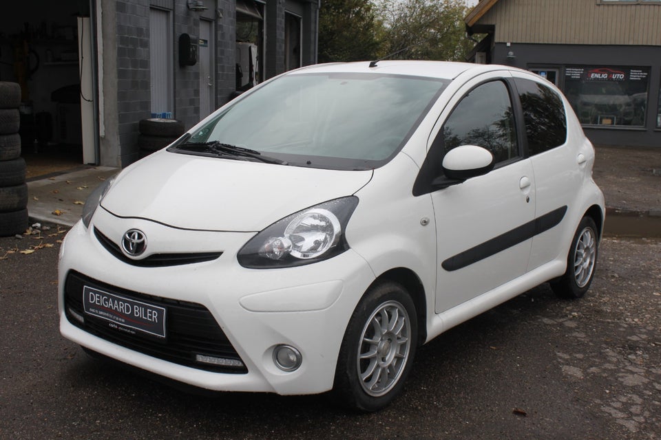 Toyota Aygo 1,0 VVT-i T1 5d