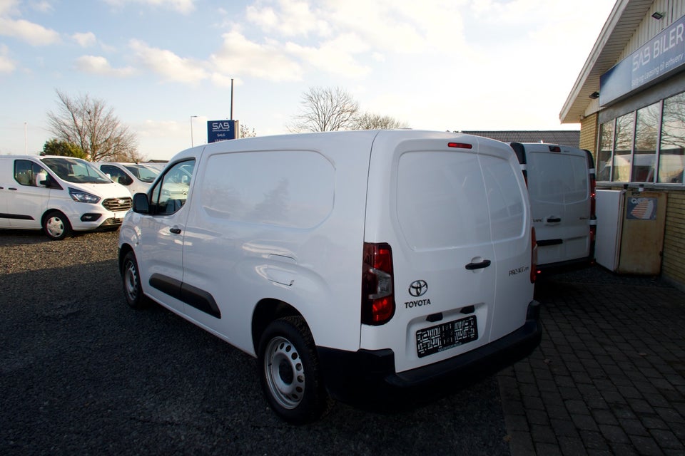 Toyota ProAce City 1,5 D 102 Long Comfort 6d