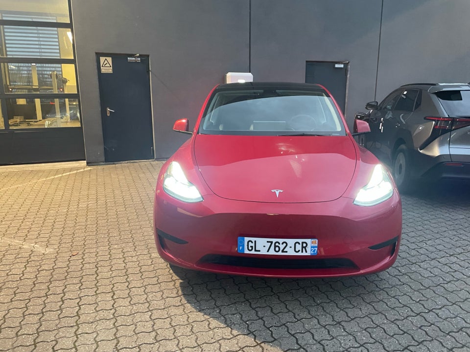 Tesla Model Y RWD 5d