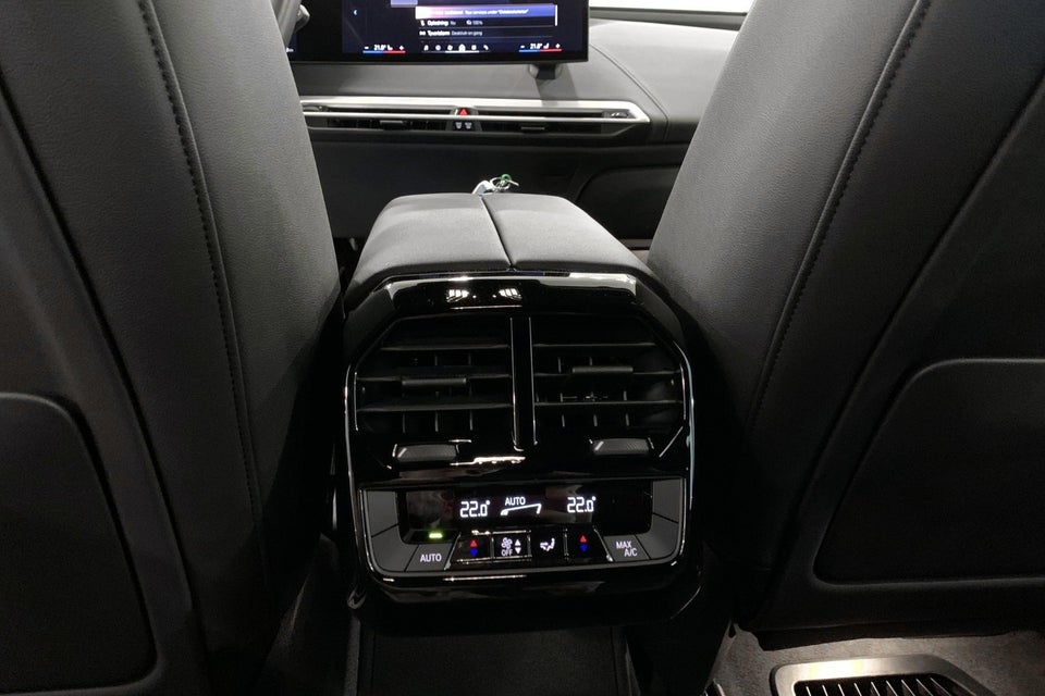 BMW iX xDrive40 Fully Charged 5d