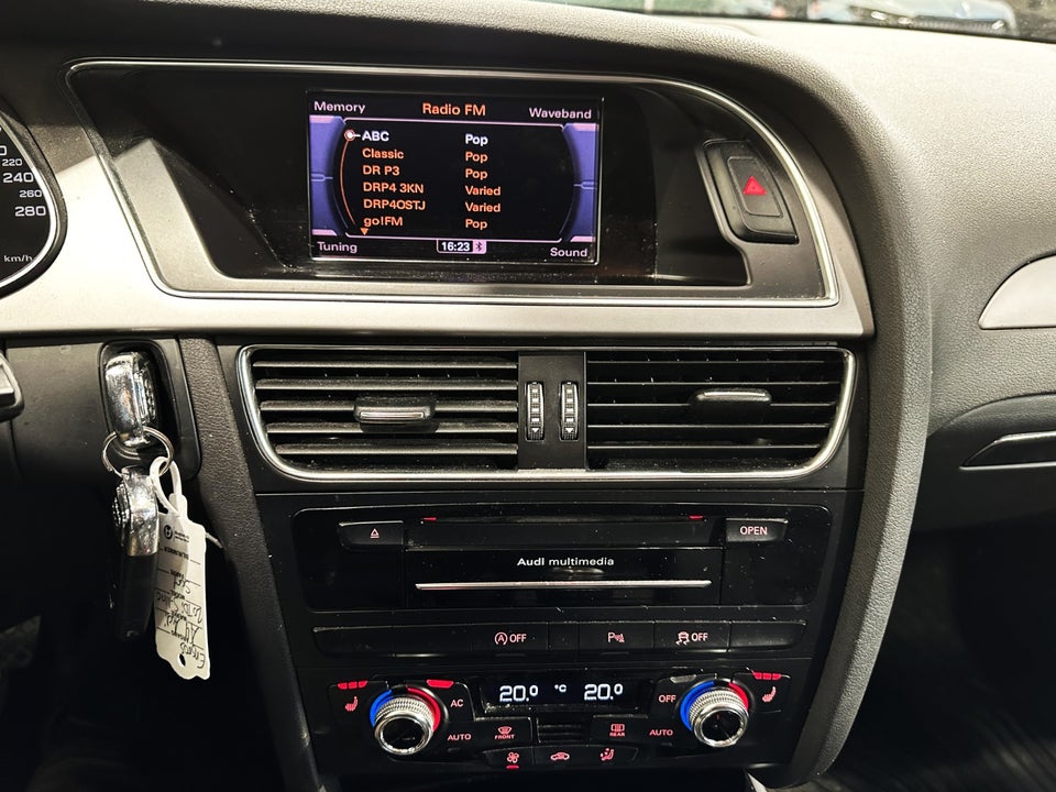 Audi A4 2,0 TDi 136 S-line Avant 5d