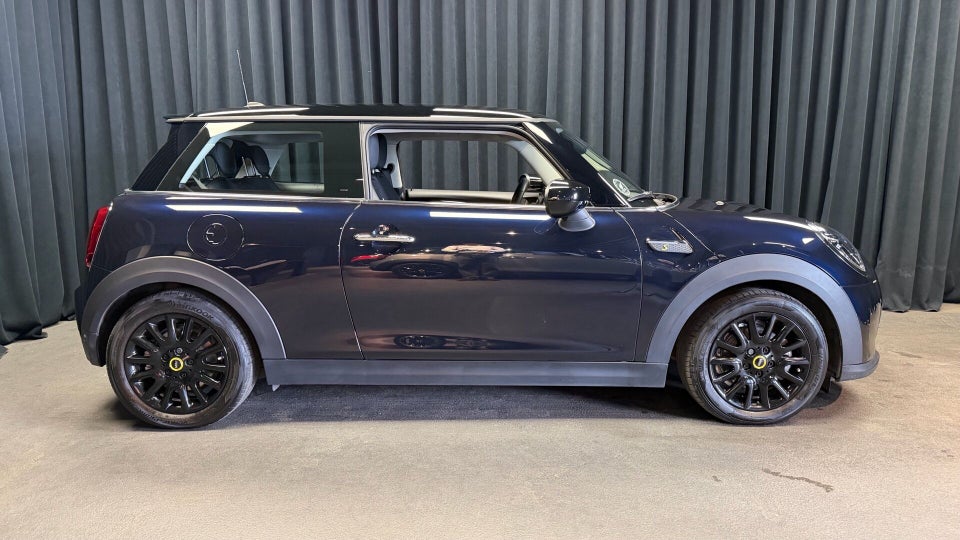 MINI Cooper SE Classic Trim 3d