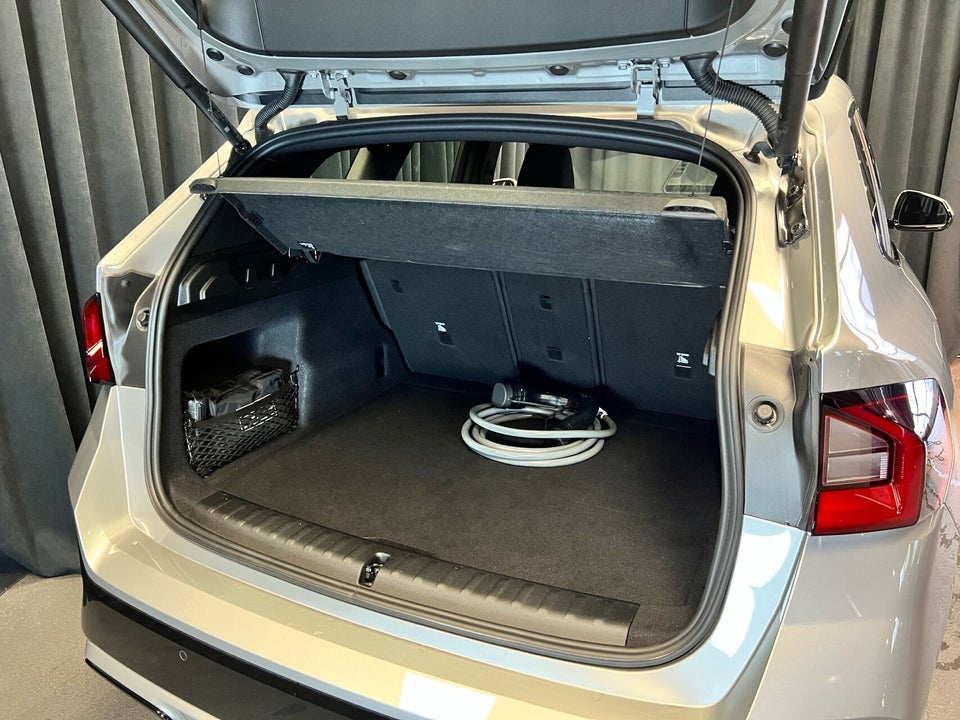 BMW iX1 eDrive20 M-Sport 5d