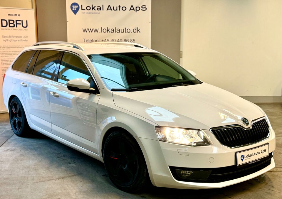 Skoda Octavia 1,8 TSi 180 Elegance Combi DSG 5d