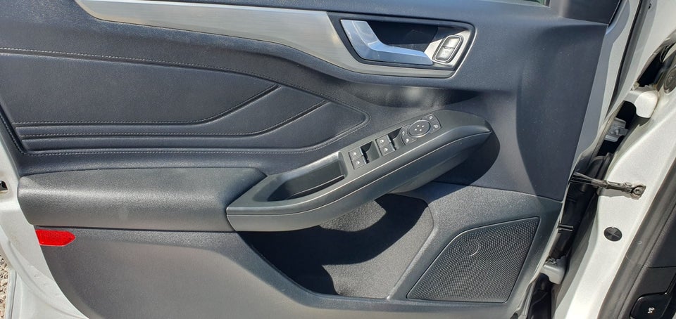 Ford Focus 1,0 EcoBoost Titanium stc. aut. 5d