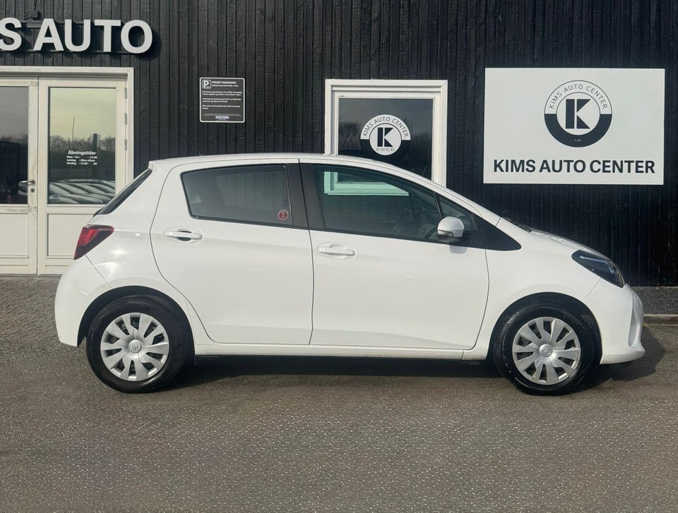 Toyota Yaris 1,0 VVT-i T2 Premium 5d