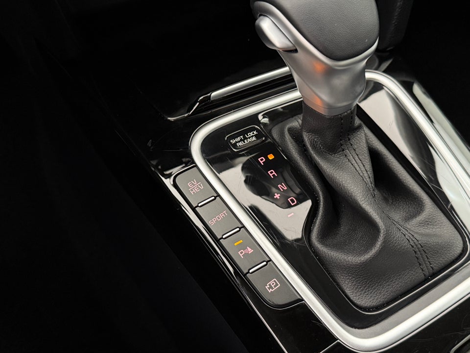 Kia Ceed 1,6 PHEV Prestige SW DCT 5d