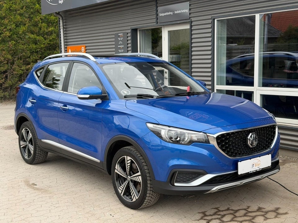 MG ZS EV Luxury 5d