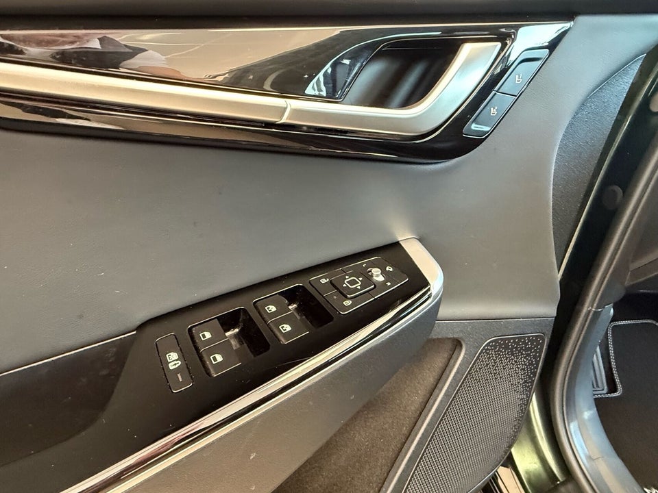 Kia EV6 77 Long Range Upgrade 5d