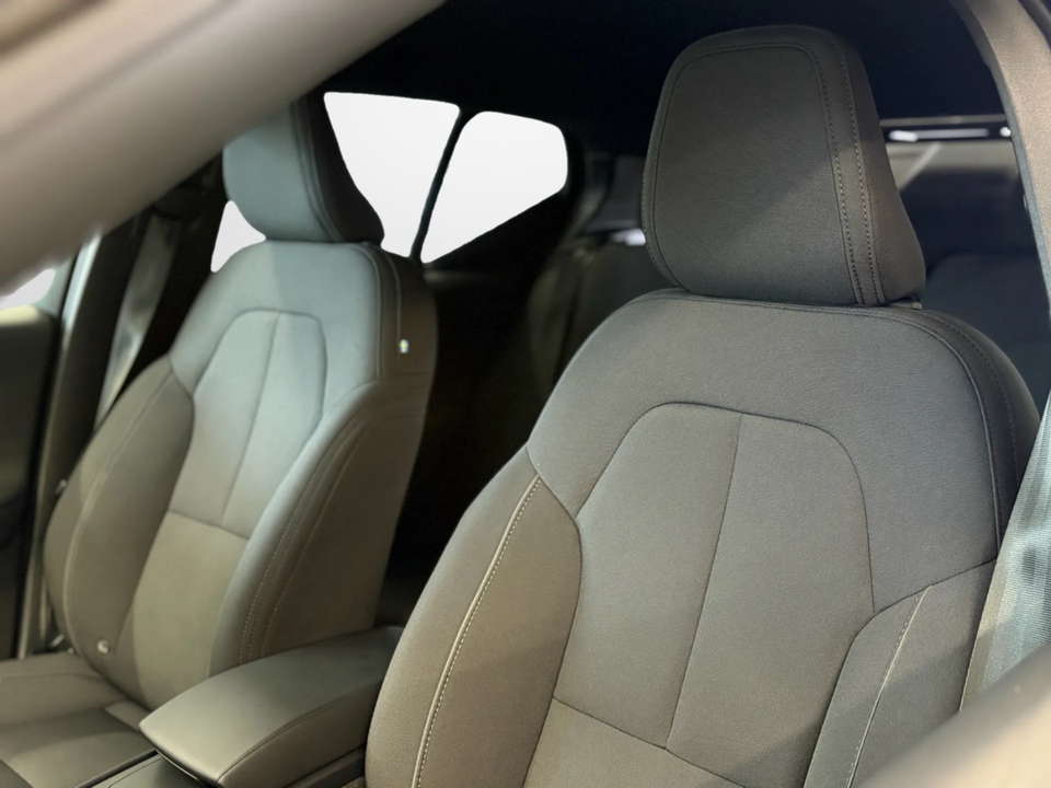 Volvo EX40 Extended Range Core 5d