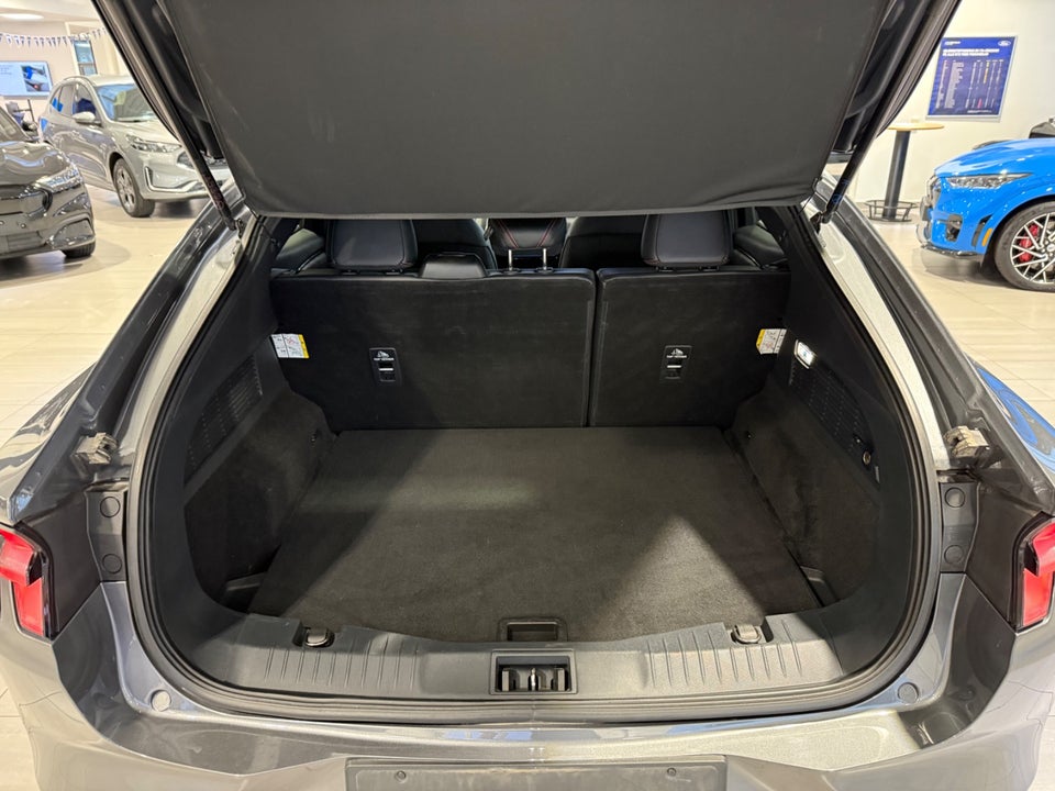 Ford Mustang Mach-E 98 Extended Range AWD 5d