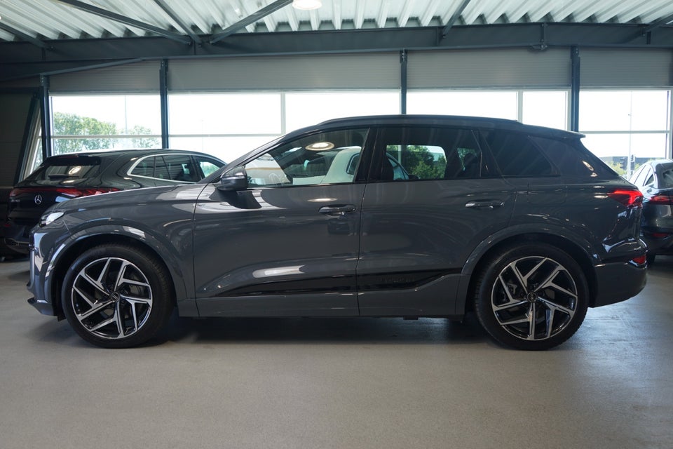 Audi Q6 e-tron S-line quattro 5d