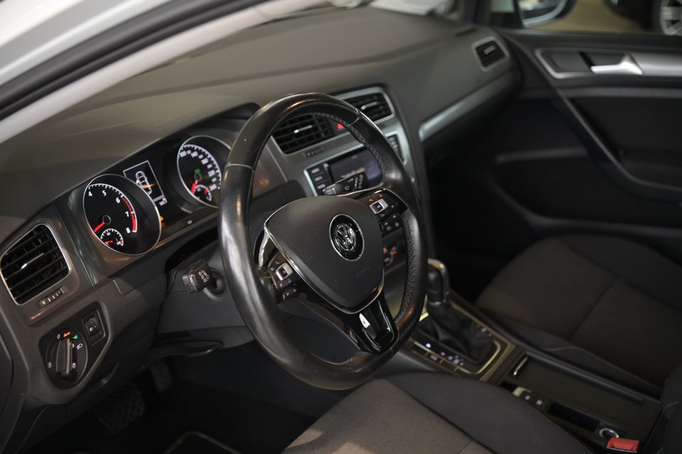 VW Golf VII 1,4 TSi 122 Trendline DSG BMT 5d