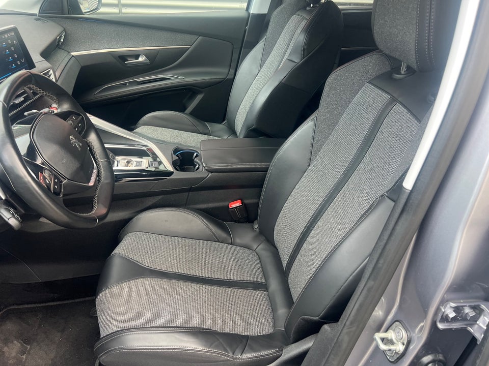 Peugeot 5008 1,6 BlueHDi 120 Allure EAT6 7prs 5d