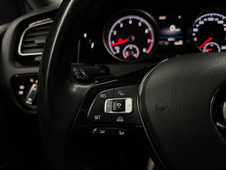 VW Golf VII 1,5 TSi 150 Highline DSG 5d