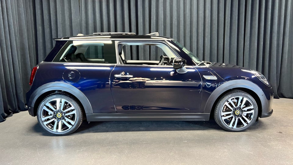 MINI Cooper SE Classic Trim 3d