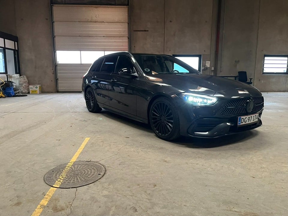 Mercedes C300 d 2,0 AMG Premium Plus stc. aut. 5d