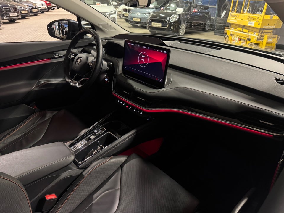 Skoda Enyaq 80 iV Selection Suite 5d