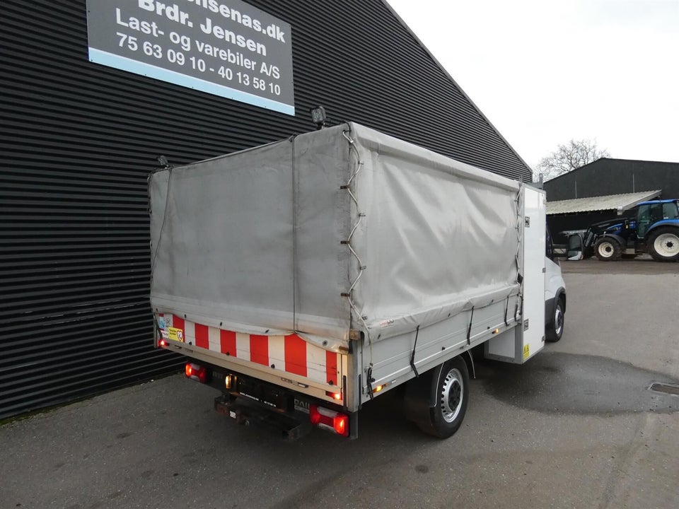 Iveco Daily 2,3 35S16 3750mm Lad AG8 2d