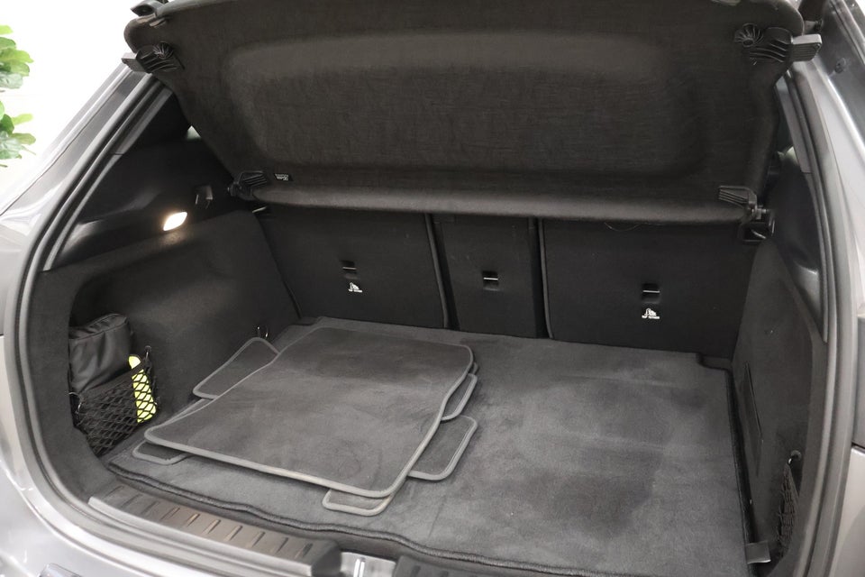 Mercedes EQA250+ Progressive 5d