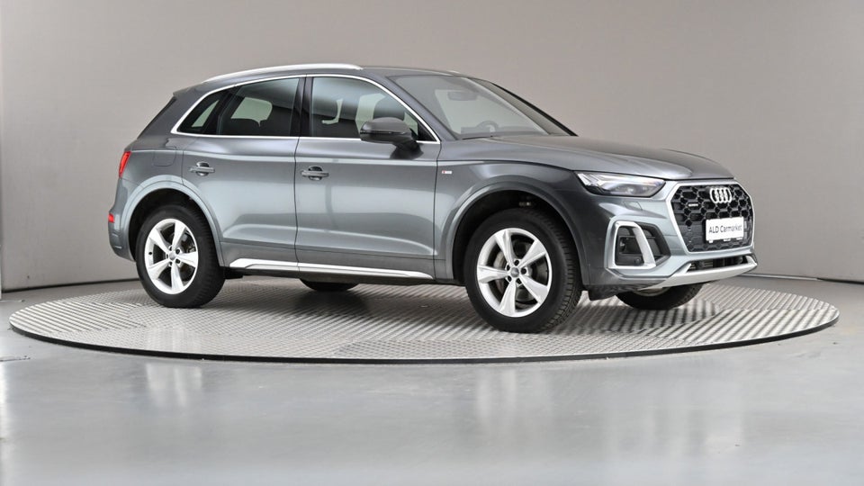 Audi Q5 55 TFSi e S-line quattro S-tr. 5d