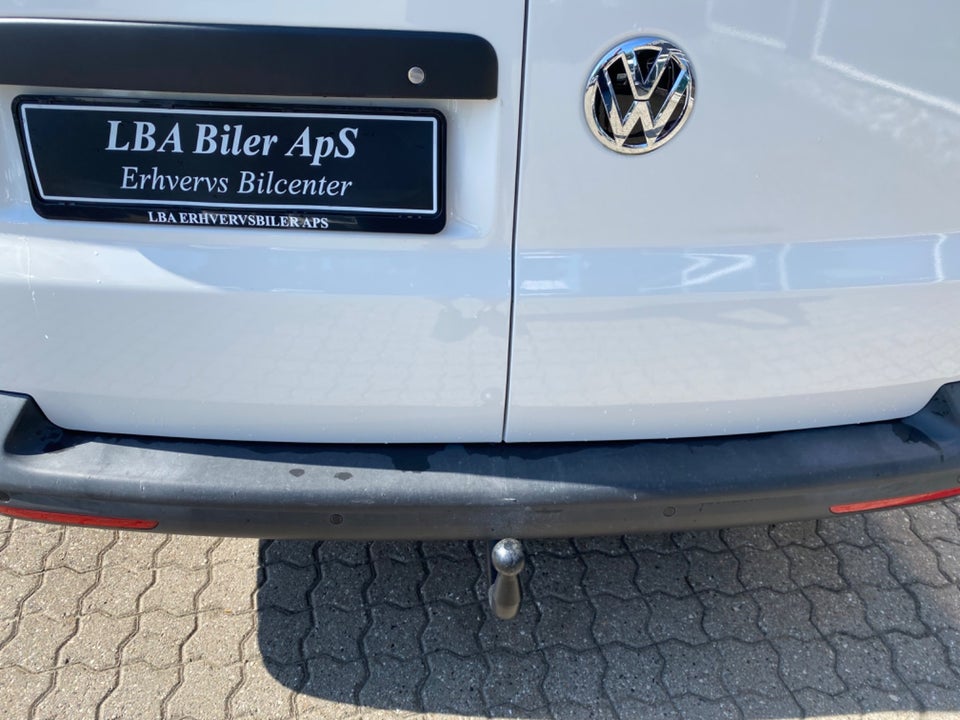 VW Transporter 2,0 TDi 102 Kassevogn lang