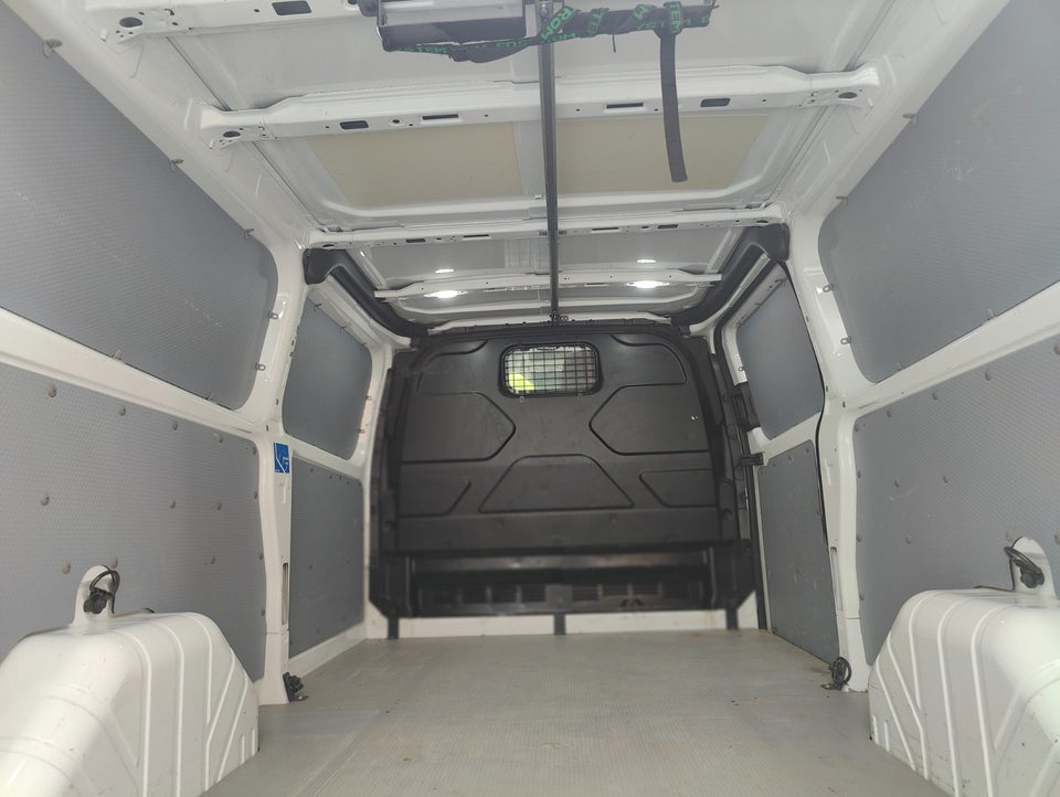 Ford Transit Custom 320L 2,0 TDCi 130 Trend