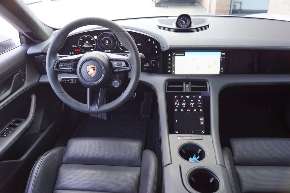 Porsche Taycan GTS Performance+ Sport Turismo 5d