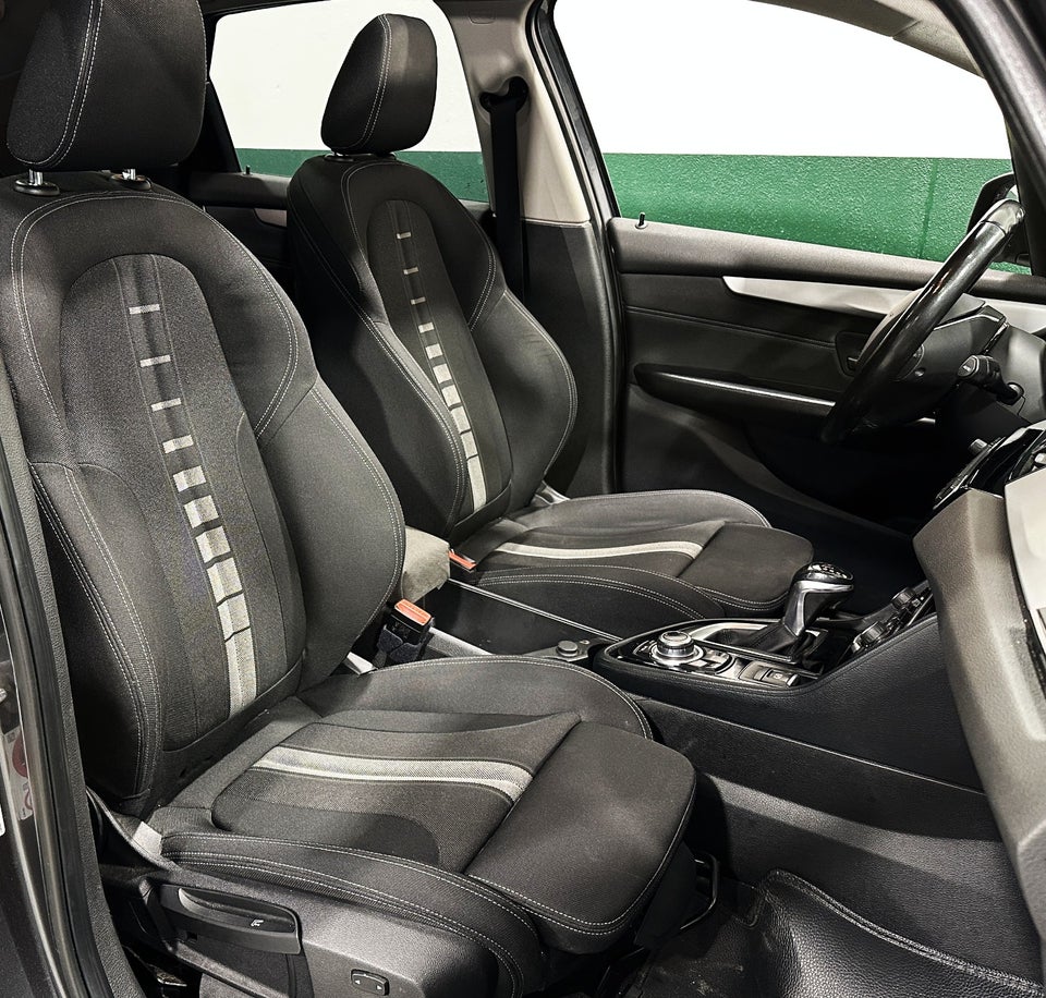 BMW 218d 2,0 Active Tourer Sport Line aut. 5d