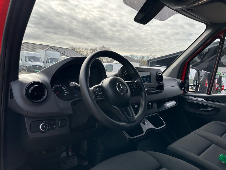 Mercedes Sprinter 317 2,0 CDi A2 Kassevogn aut. RWD