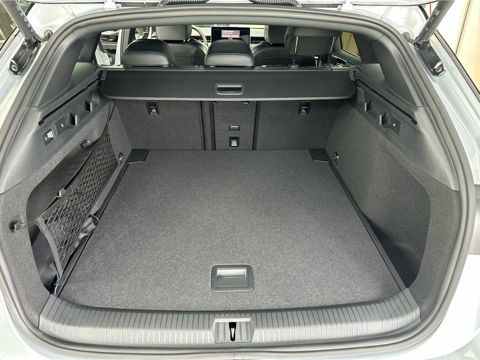 VW ID.7 86 Style S Tourer 5d