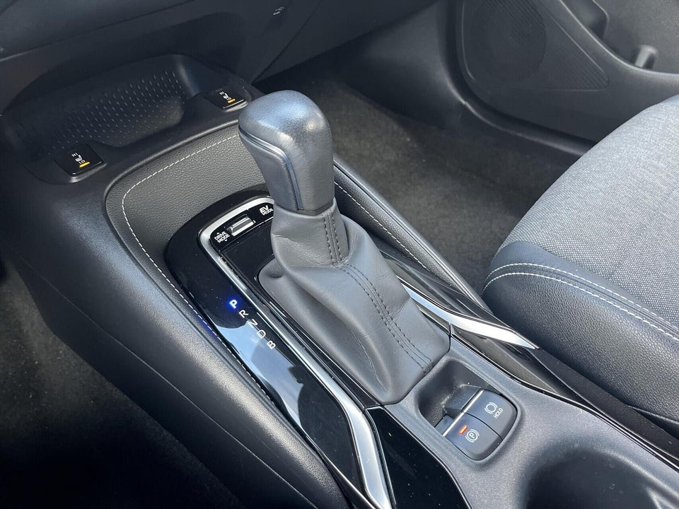 Toyota Corolla 1,8 Hybrid Active Premium Touring Sports MDS 5d